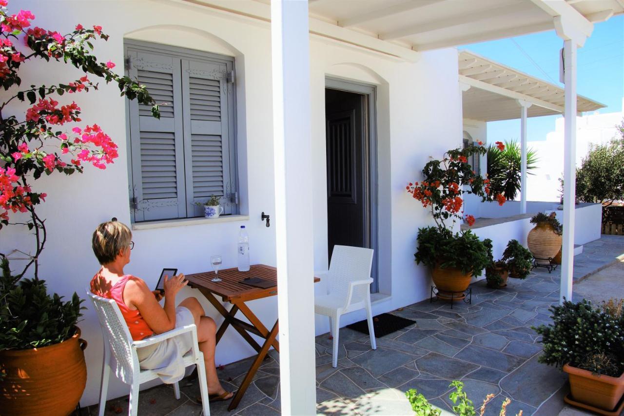 George'S Place Sifnos - Apartments Apollonía Exteriör bild